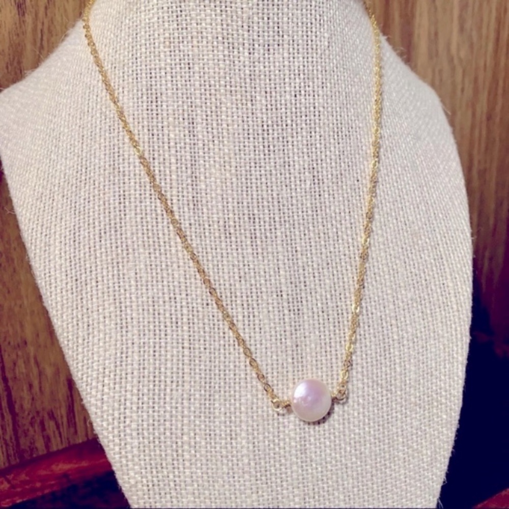 Freshwater Button Pearl 17" Gold Filled
Chain Necklace